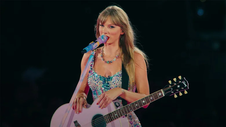 Taylor Swift: The Eras Tour, guitar