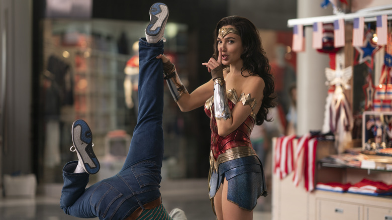 Wonder Woman arresting mall rat